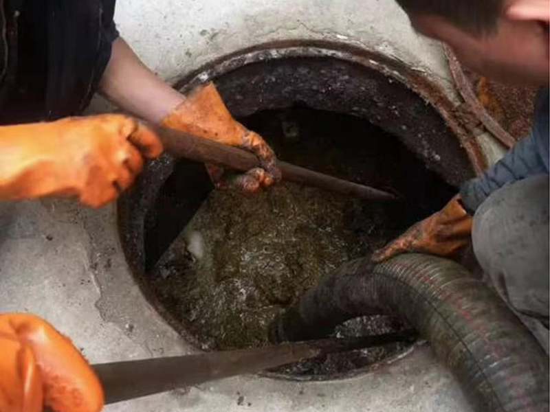 乌马河化油池、化粪池清理要做哪些安全措施？